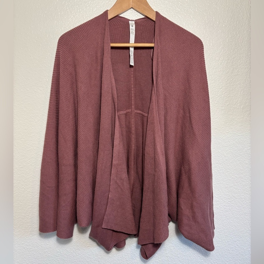 Lululemon Cashlu Knit Textured Wrap Antique Rose Size M/L |athleisure | casual